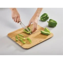 Joseph Joseph Planche à Découper Pliable En Bambou 26 Cm -Cuisine Boutique 48117 2 3 Planche a decouper pliable en bambou 26 cm Joseph Joseph
