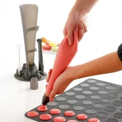 Lot Set Poche à Douille Et Flexi' Plaque 8 éclairs -Cuisine Boutique 519067 3 1 Lot set poche a douille et Flexi plaque 8 eclairs