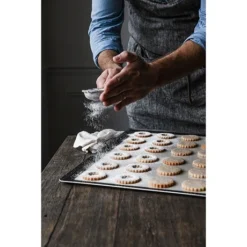 De Buyer Plaque à Pâtisserie Anti-adhérente -Cuisine Boutique 54220 2 3 Plaque a patisserie anti adherente De Buyer