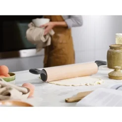 Joseph Joseph Rouleau à Pâtisserie Ergonomique 30 Cm -Cuisine Boutique 581004 3 1 Rouleau a patisserie ergonomique 30 cm Joseph Joseph