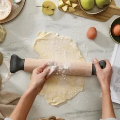 Joseph Joseph Rouleau à Pâtisserie Ergonomique 30 Cm -Cuisine Boutique 581004 4 1 Rouleau a patisserie ergonomique 30 cm Joseph Joseph