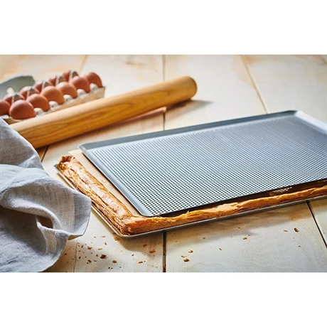 Plaque à Pâtisserie Micro-perforée Professionnelle En Aluminium 40 Cm 3 Plaque à Pâtisserie Micro-perforée Professionnelle En Aluminium 40 Cm – Image 3