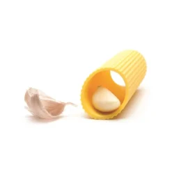 Épluche Ail Penneli -Cuisine Boutique 653386 2 1 Epluche ail Penneli PA Design