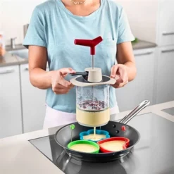 Batteur à Pâte Mécanique -Cuisine Boutique 653405 3 3 Batteur a pate mecanique Betty Bossi