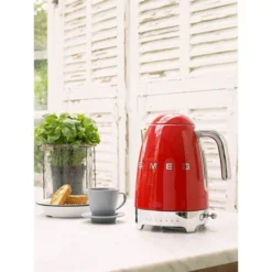 Smeg Bouilloire Rouge 1,7 L 2400 W KLF04RDEU -Cuisine Boutique 720015 3 9 Bouilloire rouge 1 7 L 2400 W KLF04RDEU Smeg
