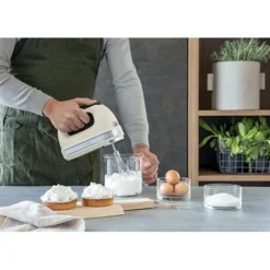 KitchenAid Batteur à Main 9 Vitesses 85 W 5KHM9212EAC Crème -Cuisine Boutique 760098 3 4 Batteur a main 9 vitesses 85 W 5KHM9212EAC creme Kitchenaid