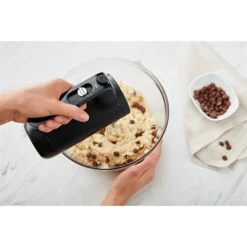 KitchenAid Batteur à Main électrique Sans Fil 7 Vitesses Noir Réglisse 5KHMB732EBM -Cuisine Boutique 760357 3 1 Batteur a main electrique sans fil 7 vitesses noir reglisse 5KHMB732EBM Kitchenaid